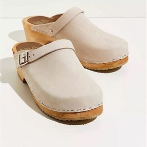 MIA Brand Alma clog in Cream - NEW (without box) - size 36